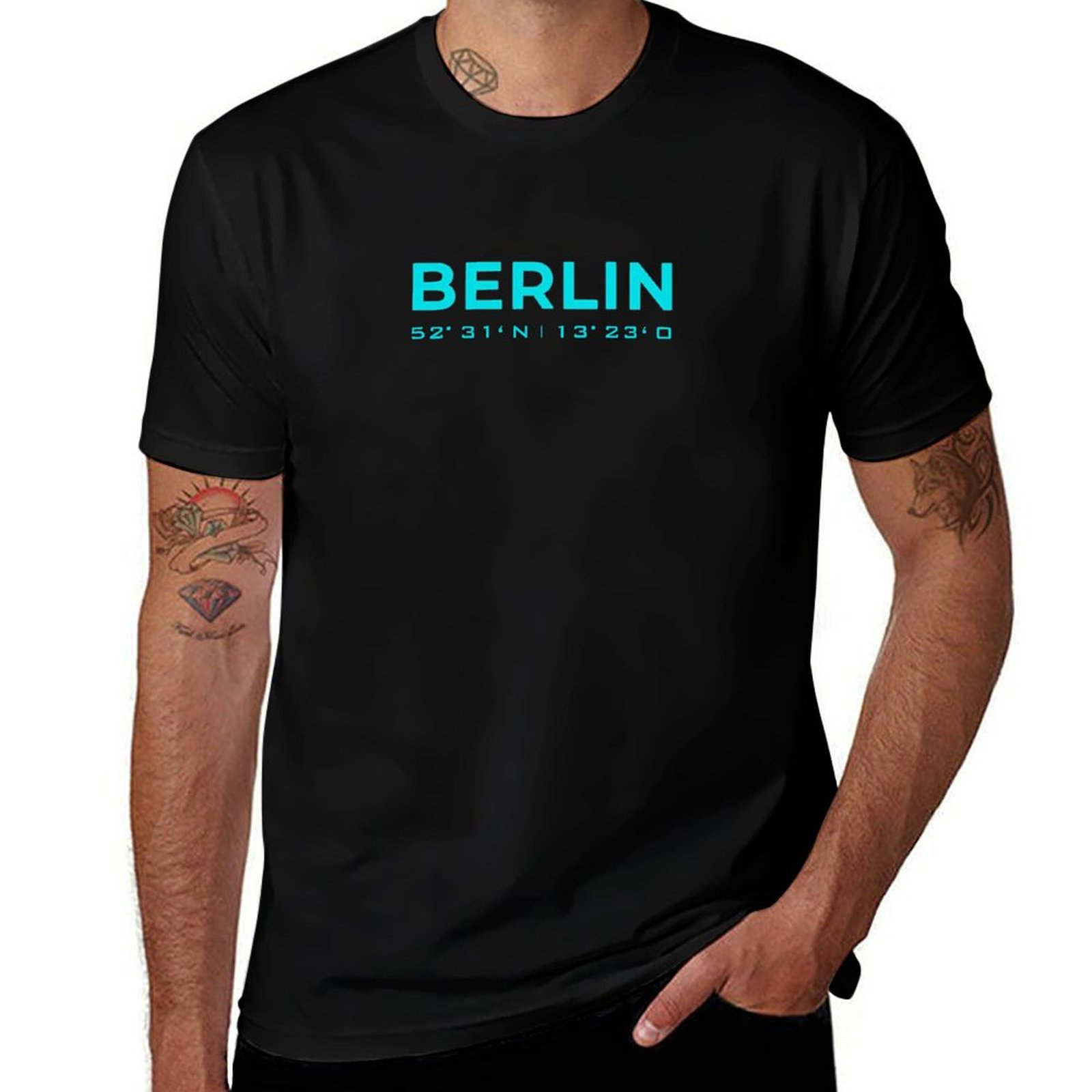 Street Fashion Berlin - Home Berlijn met coördinaten in blauw