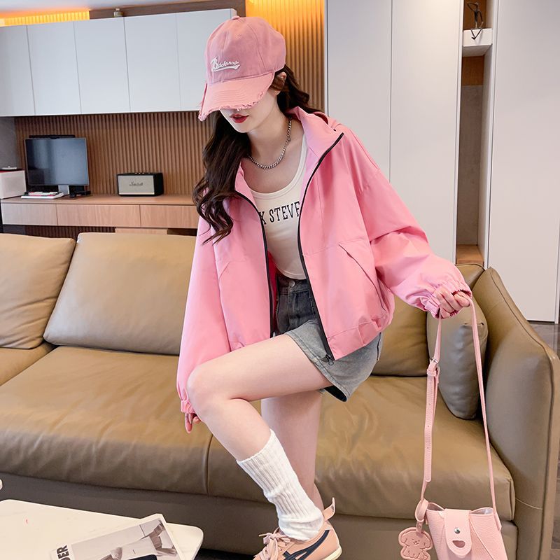 Mode korte damesjas met capuch - Italy Fashion Street recensie en prijs