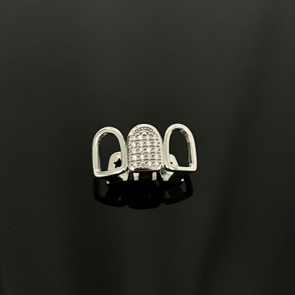 YOUNGX Hip Hop Drie Holle Zirk - Street Fashion Jewelry recensie en prijs